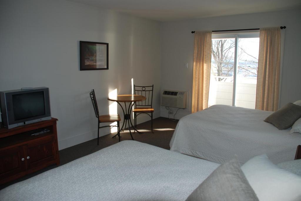 Auberge La Courtepointe Petite-Riviere-Saint-Francois Szoba fotó