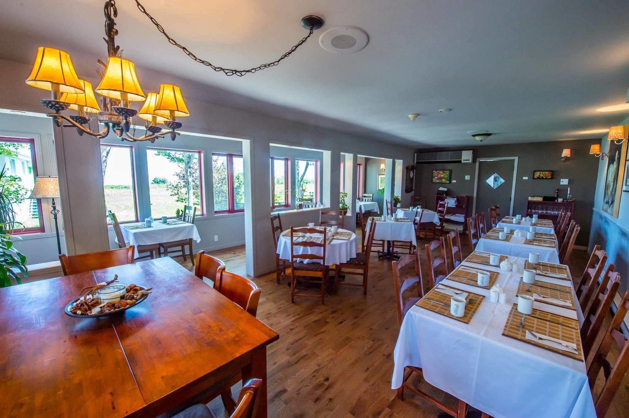 Auberge La Courtepointe Petite-Riviere-Saint-Francois Kültér fotó