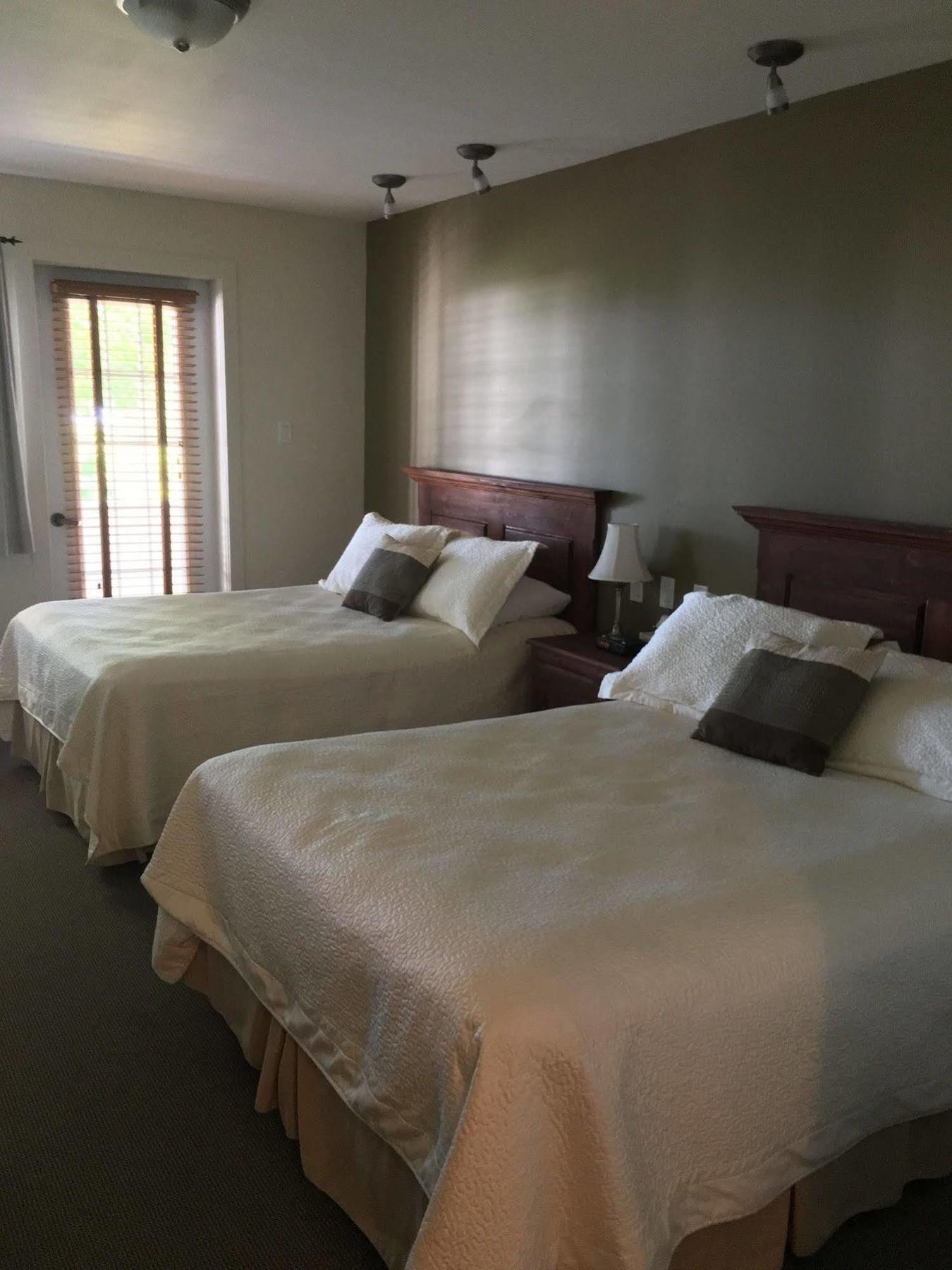 Auberge La Courtepointe Petite-Riviere-Saint-Francois Kültér fotó