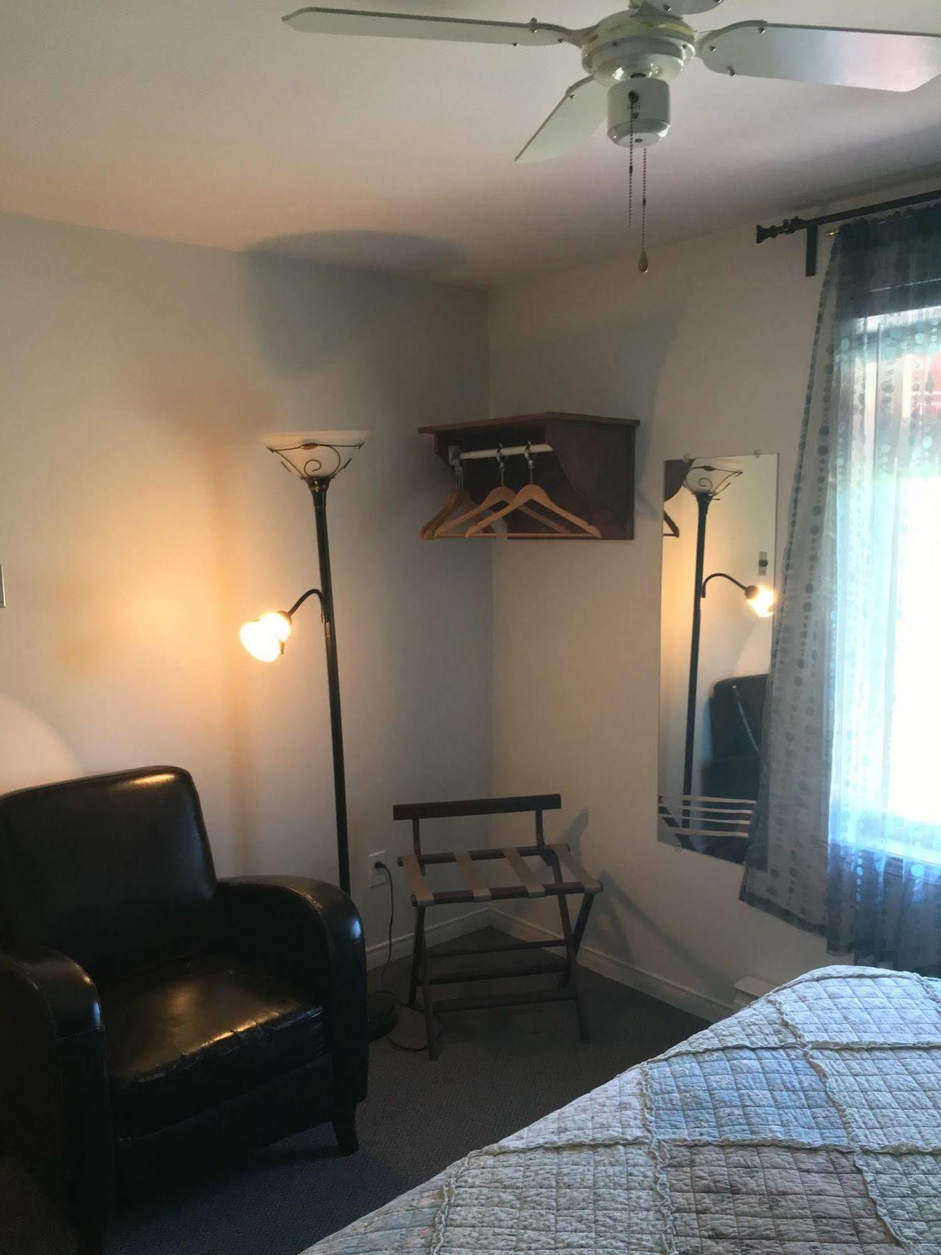 Auberge La Courtepointe Petite-Riviere-Saint-Francois Kültér fotó