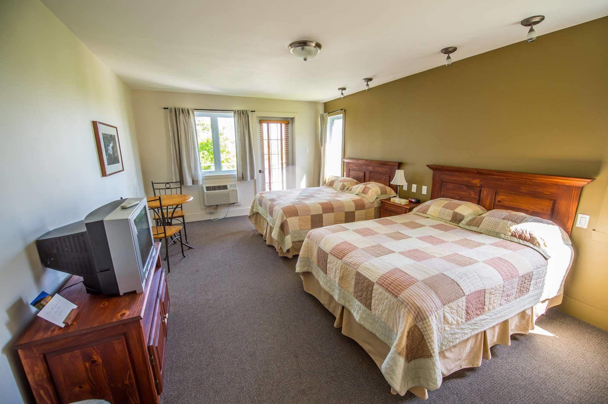 Auberge La Courtepointe Petite-Riviere-Saint-Francois Kültér fotó
