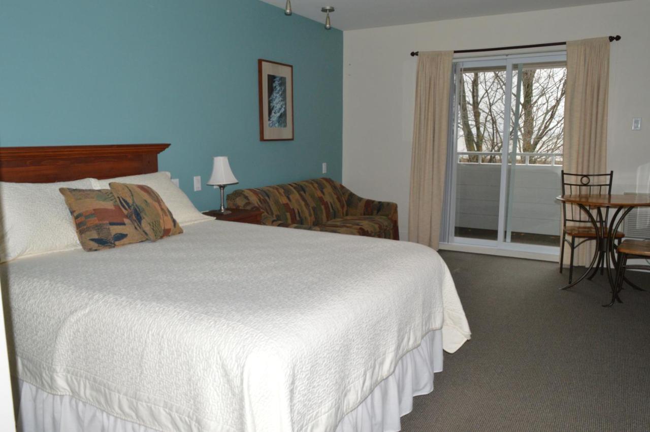 Auberge La Courtepointe Petite-Riviere-Saint-Francois Kültér fotó